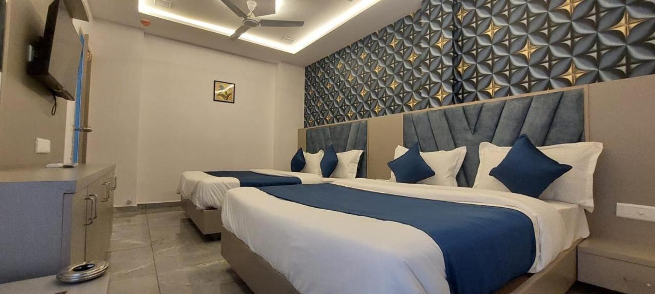Hotel Season Ahmedabad Exterior foto