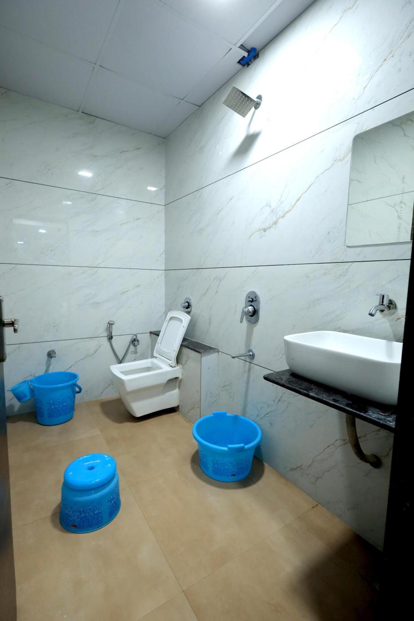 Hotel Season Ahmedabad Exterior foto