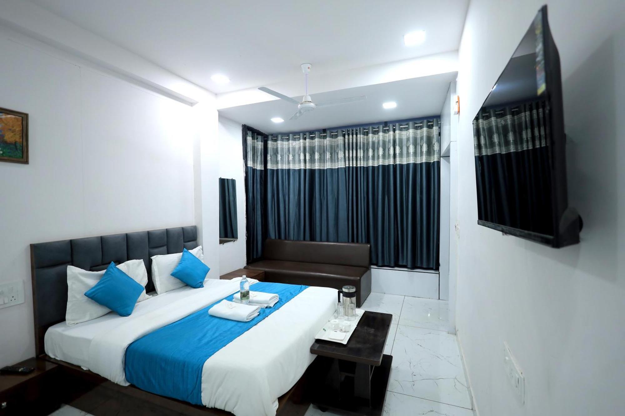 Hotel Season Ahmedabad Exterior foto